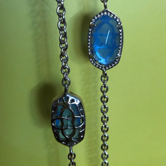 NFS Kendra Scott Kellie Necklace In Periwinkle - Picture 3 of 8